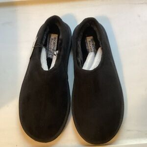 Skechers Black Relaxed Fit Slip-Ons